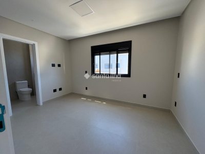 Casa à venda com 220m², 4 quartos, 3 suítes, 3 vagas no bairro Campeche em Florianópolis - Foto 29