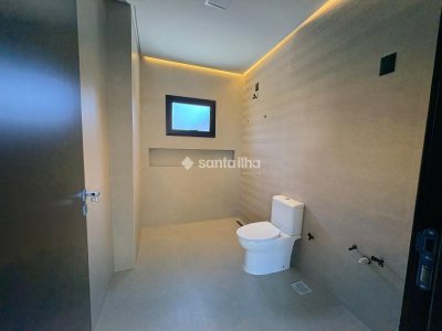 Casa à venda com 220m², 4 quartos, 3 suítes, 3 vagas no bairro Campeche em Florianópolis - Foto 15