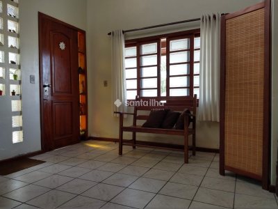 Casa à venda com 217m², 4 quartos, 3 suítes, 2 vagas no bairro Campeche em Florianópolis - Foto 8