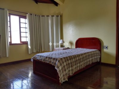 Casa à venda com 217m², 4 quartos, 3 suítes, 2 vagas no bairro Campeche em Florianópolis - Foto 12