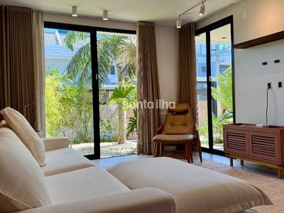 Casa à venda com 141m², 3 quartos, 1 suíte, 1 vaga no bairro Campeche em Florianópolis - Foto 8