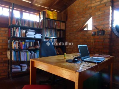 Casa à venda com 160m², 4 quartos, 1 suíte, 3 vagas no bairro Campeche em Florianópolis - Foto 15