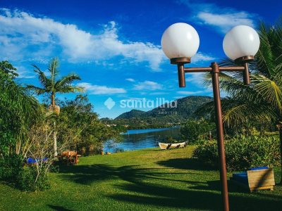 Casa em Condomínio à venda com 73m², 2 quartos, 1 vaga no bairro Lagoa da Conceição em Florianópolis - Foto 2