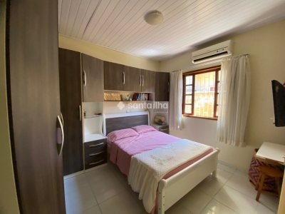 Casa à venda com 119m², 3 quartos, 1 suíte, 2 vagas no bairro Campeche em Florianópolis - Foto 8