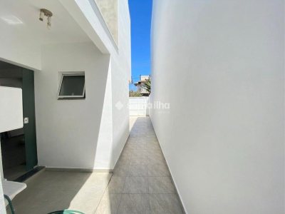 Casa à venda com 96m², 2 quartos, 3 vagas no bairro Rio Tavares em Florianópolis - Foto 13