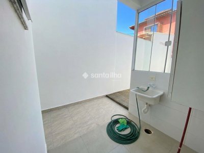 Casa à venda com 96m², 2 quartos, 3 vagas no bairro Rio Tavares em Florianópolis - Foto 14