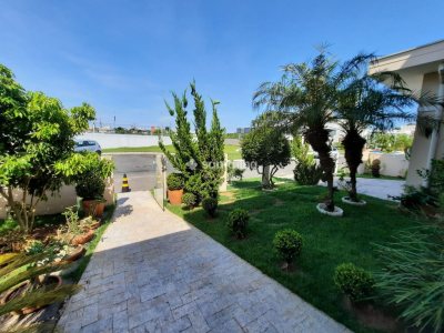 Casa em Condomínio à venda com 313m², 6 quartos, 6 suítes, 2 vagas no bairro Campeche em Florianópolis - Foto 35
