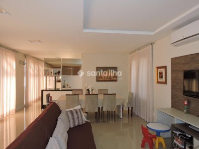 Casa à venda com 300m², 2 quartos, 2 suítes, 6 vagas no bairro Campeche em Florianópolis - Foto 4