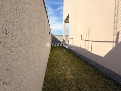 Casa à venda com 136m², 3 quartos, 1 suíte, 1 vaga no bairro Campeche em Florianópolis - Foto 4