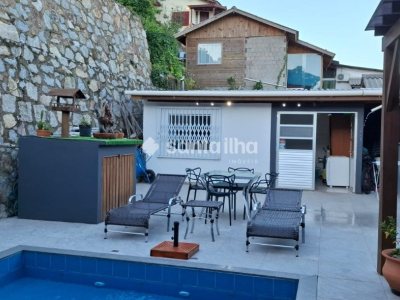 Casa à venda com 304m², 5 quartos, 1 suíte, 4 vagas no bairro Tapera da Base em Florianópolis - Foto 3