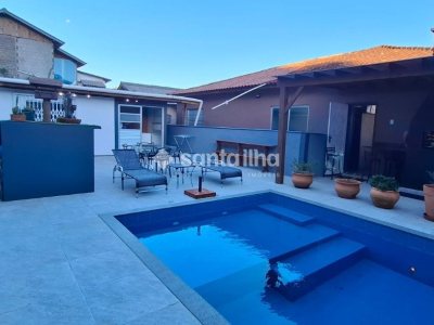Casa à venda com 304m², 5 quartos, 1 suíte, 4 vagas no bairro Tapera da Base em Florianópolis - Foto 2