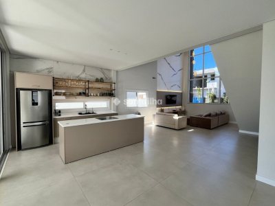 Casa em Condomínio à venda com 360m², 4 quartos, 4 suítes, 4 vagas no bairro Campeche em Florianópolis - Foto 4