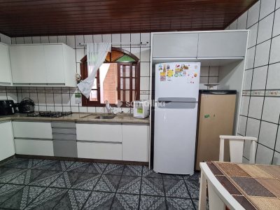 Casa à venda com 521m², 5 quartos, 3 suítes, 4 vagas no bairro Morro das Pedras em Florianópolis - Foto 9