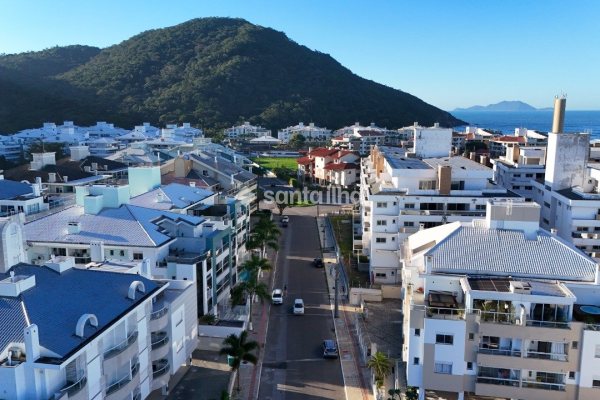 Cobertura à venda com 199m², 3 quartos, 2 suítes, 2 vagas no bairro Ingleses em Florianópolis