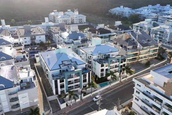 Cobertura à venda com 199m², 3 quartos, 2 suítes, 2 vagas no bairro Ingleses em Florianópolis