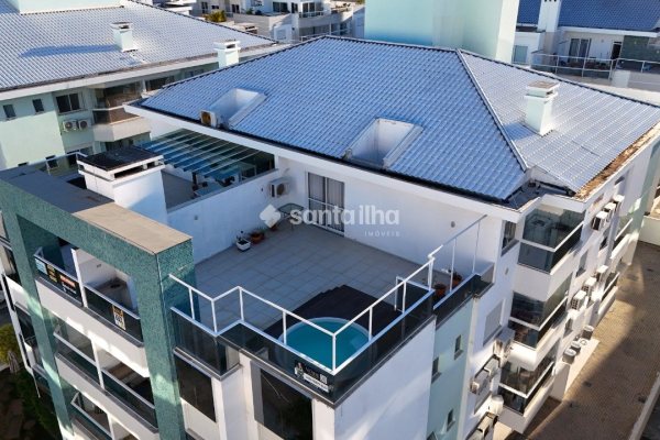 Cobertura à venda com 199m², 3 quartos, 2 suítes, 2 vagas no bairro Ingleses em Florianópolis