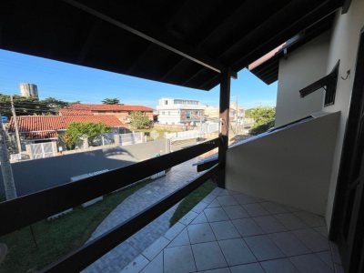 Casa para alugar com 152m², 2 quartos, 1 suíte, 3 vagas no bairro Campeche em Florianópolis - Foto 8
