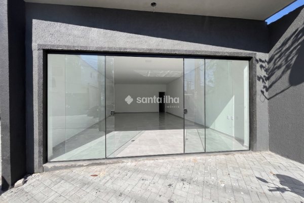 Loja para alugar com 35m², 2 vagas no bairro Morro das Pedras em Florianópolis