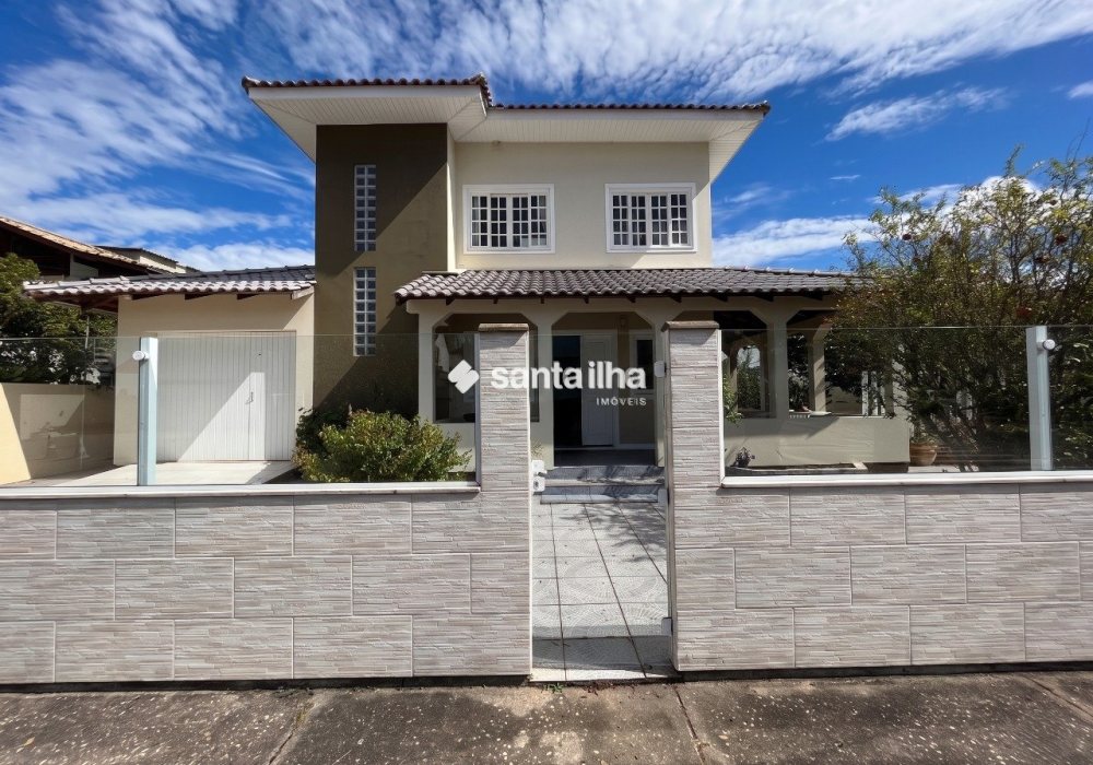 Casa Comercial para alugar com 163m², 2 quartos, 1 suíte, 2 vagas no bairro Campeche em Florianópolis - Foto 1