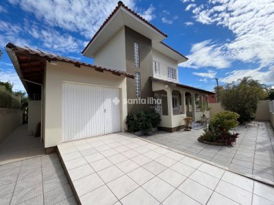 Casa Comercial para alugar com 163m², 2 quartos, 1 suíte, 2 vagas no bairro Campeche em Florianópolis - Foto 4