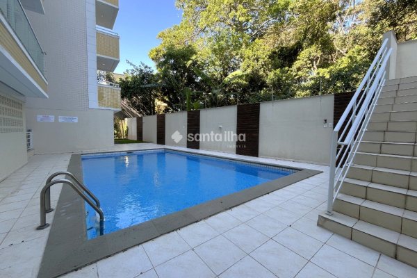 Apartamento para alugar com 127m², 3 quartos, 2 suítes, 2 vagas no bairro Rio Tavares em Florianópolis
