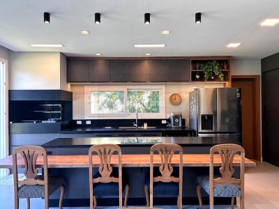 Casa em Condomínio para alugar ou comprar com 431m², 4 quartos, 4 suítes, 4 vagas no bairro Rio Tavares em Florianópolis - Foto 6
