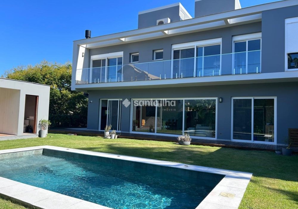 Casa em Condomínio para alugar ou comprar com 431m², 4 quartos, 4 suítes, 4 vagas no bairro Rio Tavares em Florianópolis - Foto 1