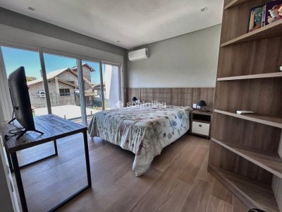 Casa em Condomínio para alugar ou comprar com 431m², 4 quartos, 4 suítes, 4 vagas no bairro Rio Tavares em Florianópolis - Foto 18