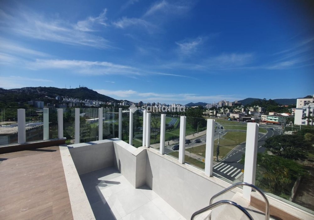 Apartamento à venda com 59m², 2 quartos, 1 suíte, 1 vaga no bairro Pantanal em Florianópolis - Foto 1