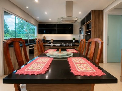 Casa à venda com 217m², 3 quartos, 1 suíte, 2 vagas no bairro Morro das Pedras em Florianópolis - Foto 10