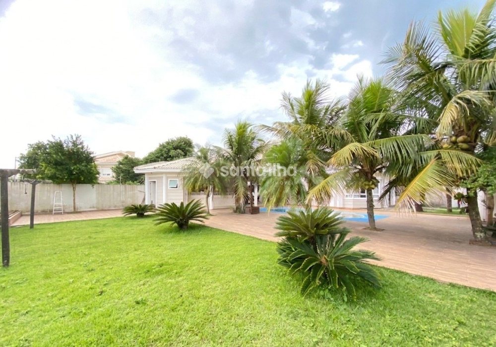 Casa à venda com 217m², 3 quartos, 1 suíte, 2 vagas no bairro Morro das Pedras em Florianópolis - Foto 1