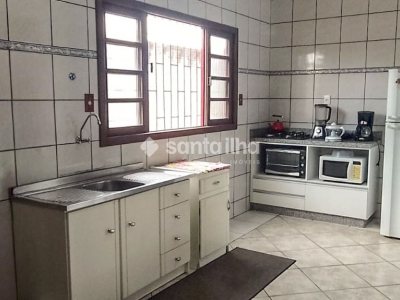 Casa à venda com 180m², 3 quartos, 1 suíte, 2 vagas no bairro Campeche em Florianópolis - Foto 11
