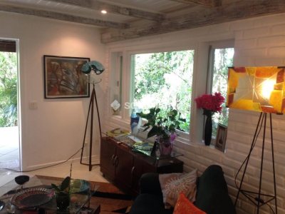 Casa à venda com 172m², 4 quartos, 2 suítes, 5 vagas no bairro Lagoa da Conceição em Florianópolis - Foto 13