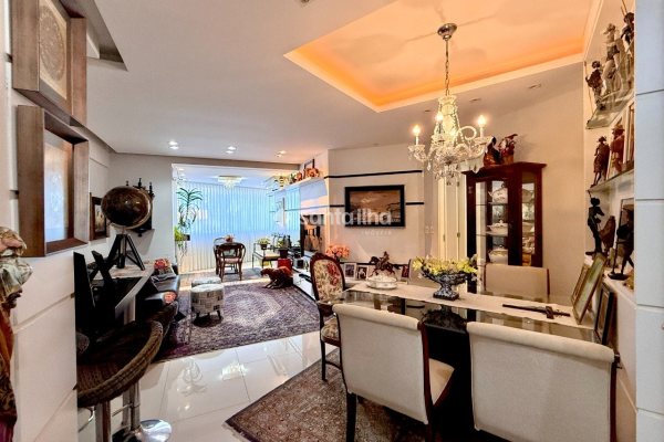 Apartamento à venda com 110m², 4 quartos, 2 vagas no bairro João Paulo em Florianópolis