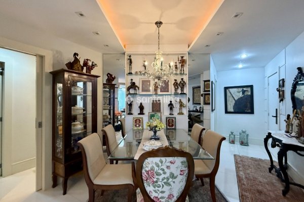 Apartamento à venda com 110m², 4 quartos, 2 vagas no bairro João Paulo em Florianópolis