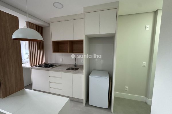 Apartamento à venda com 35m², 1 quarto, 1 vaga no bairro Campeche em Florianópolis