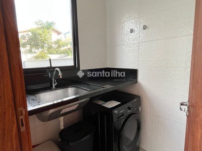 Casa à venda com 131m², 3 quartos, 1 suíte, 2 vagas no bairro Campeche em Florianópolis - Foto 11