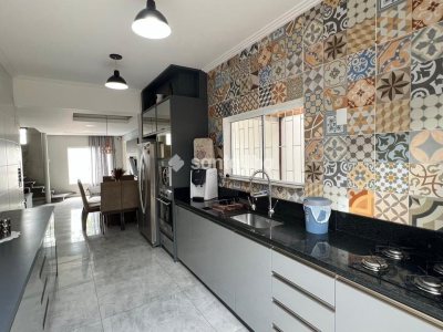 Casa à venda com 174m², 4 quartos, 1 suíte, 2 vagas no bairro Morro das Pedras em Florianópolis - Foto 12