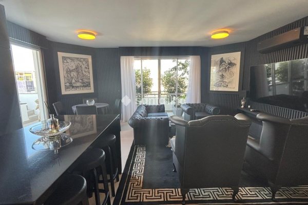 Cobertura à venda com 169m², 3 quartos, 2 suítes, 2 vagas no bairro Rio Tavares em Florianópolis