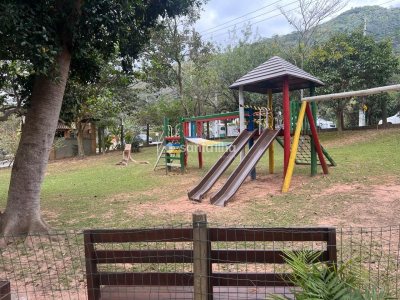 Casa em Condomínio à venda com 199m², 4 quartos, 1 suíte, 2 vagas no bairro Rio Tavares em Florianópolis - Foto 18