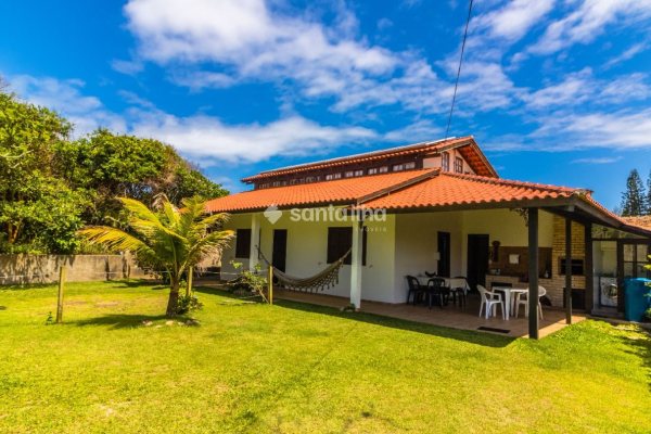Casa à venda com 140m², 4 quartos, 1 suíte, 4 vagas no bairro Campeche em Florianópolis
