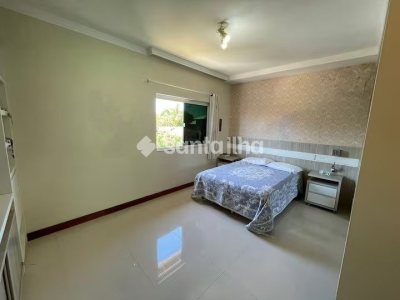 Casa para alugar com 180m², 4 quartos, 2 suítes, 3 vagas no bairro Campeche em Florianópolis - Foto 16