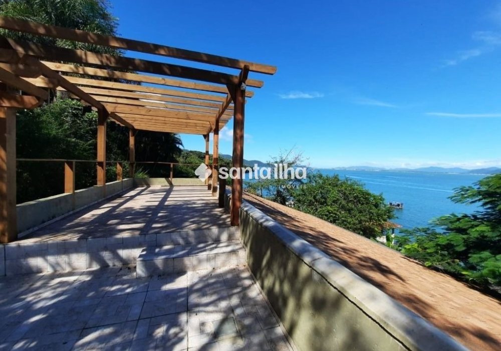Terreno à venda com 24.000m², 1 quarto no bairro Ribeirão da Ilha em Florianópolis - Foto 1