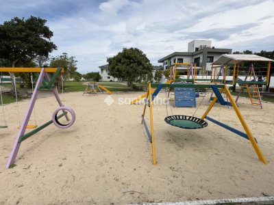 Casa em Condomínio à venda com 360m², 4 quartos, 4 suítes, 4 vagas no bairro Campeche em Florianópolis - Foto 34