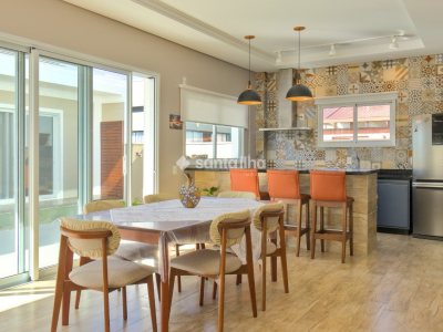 Casa em Condomínio à venda com 323m², 3 quartos, 3 suítes, 2 vagas no bairro Campeche em Florianópolis - Foto 9
