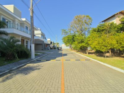 Casa em Condomínio à venda com 323m², 3 quartos, 3 suítes, 2 vagas no bairro Campeche em Florianópolis - Foto 43