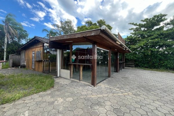 Terreno Comercial para alugar com 910m² no bairro Rio Tavares em Florianópolis