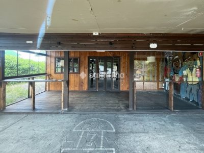 Terreno Comercial para alugar com 910m² no bairro Rio Tavares em Florianópolis - Foto 5