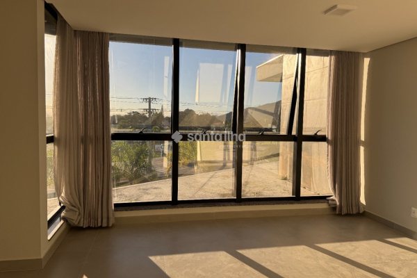 Sala/Conjunto à venda com 30m², 1 vaga no bairro Campeche em Florianópolis