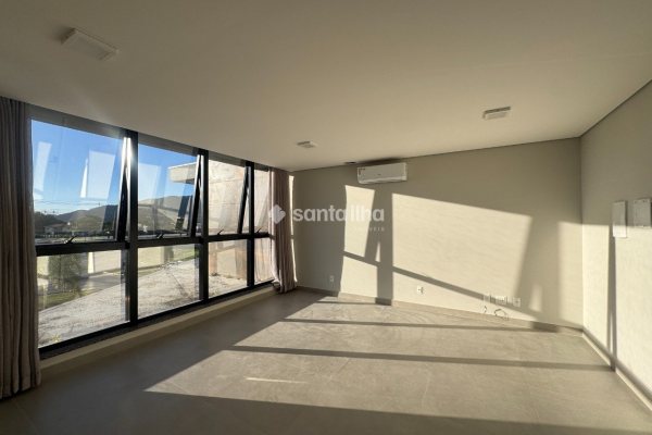 Sala/Conjunto à venda com 30m², 1 vaga no bairro Campeche em Florianópolis